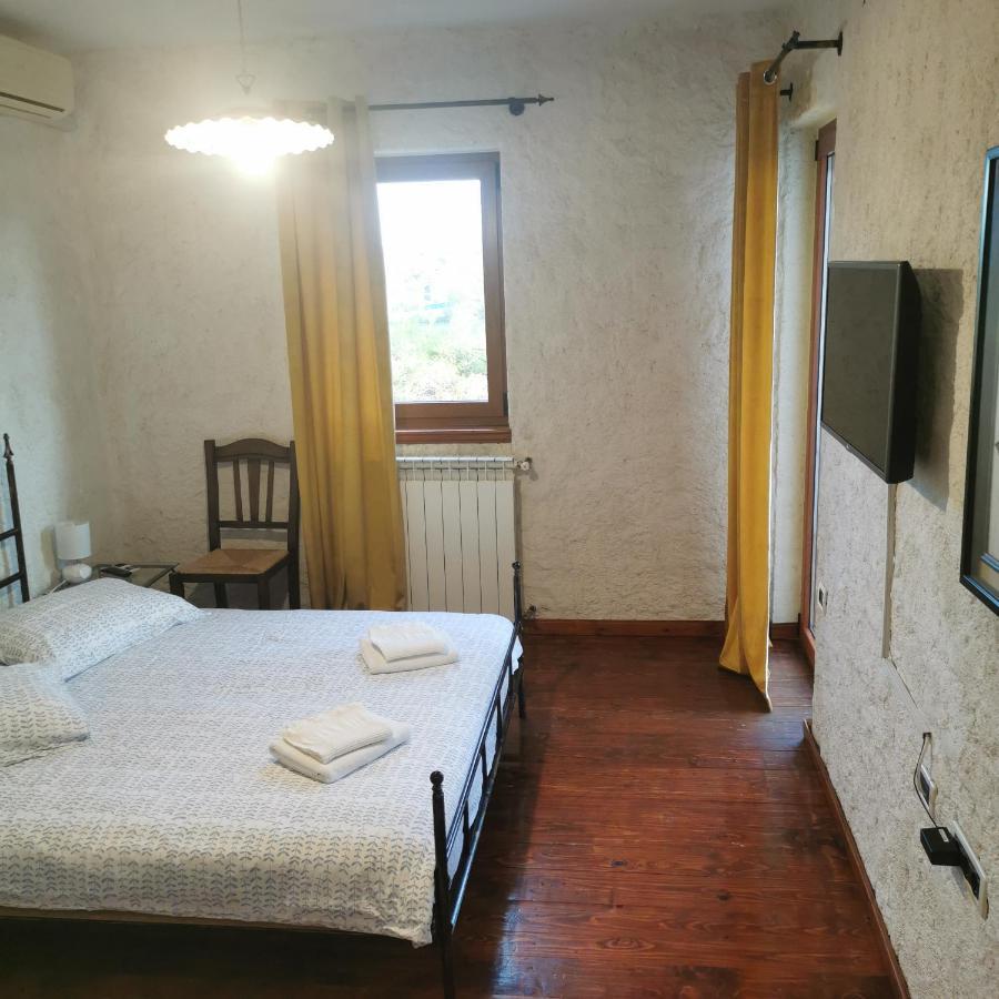 B&B Feral Ровинь Экстерьер фото