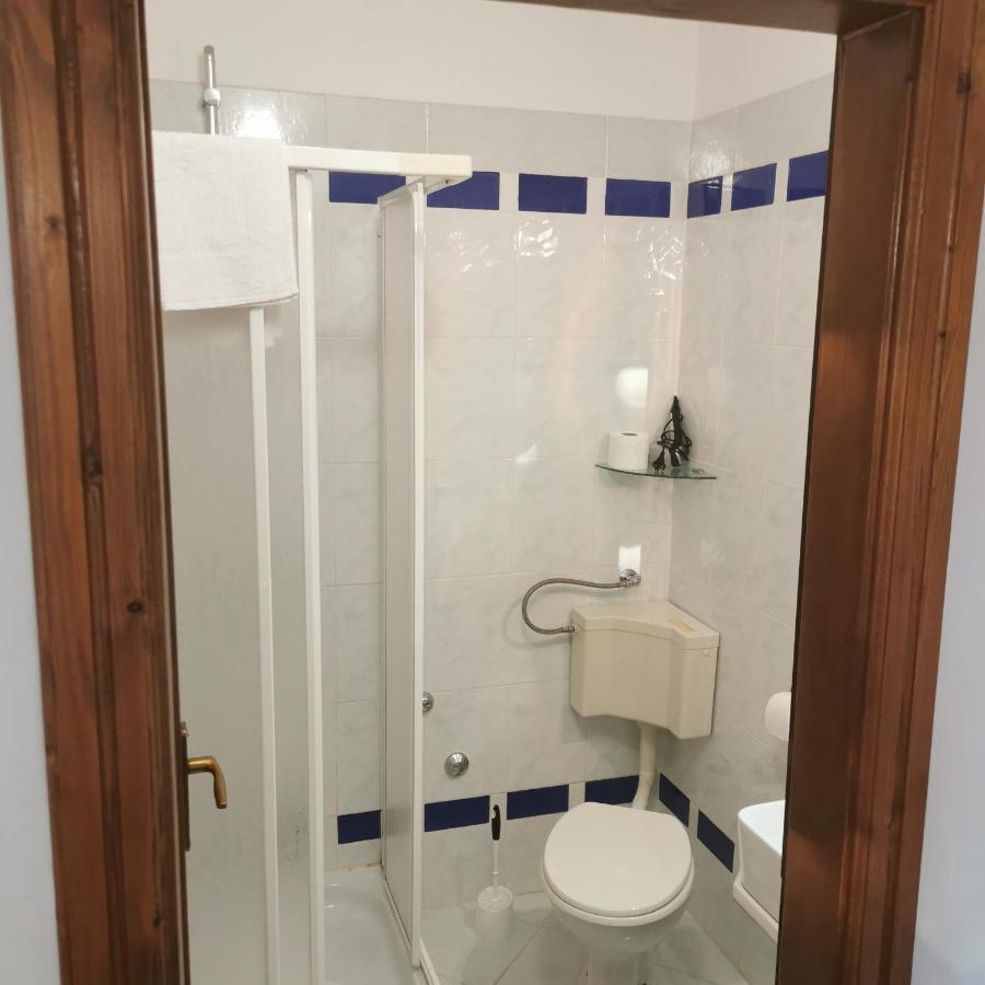 B&B Feral Ровинь Экстерьер фото